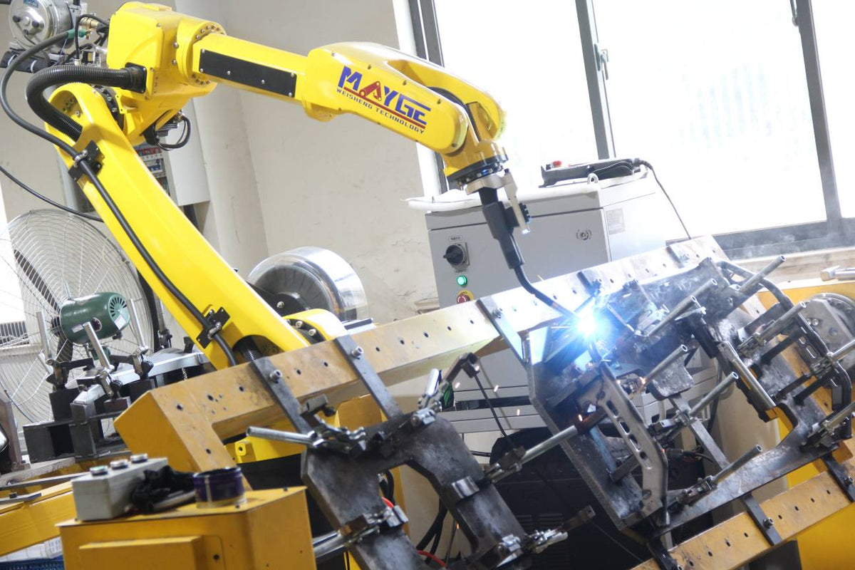 XARP XP1440-10W robotic welding robot deployed on motorcycle component production line