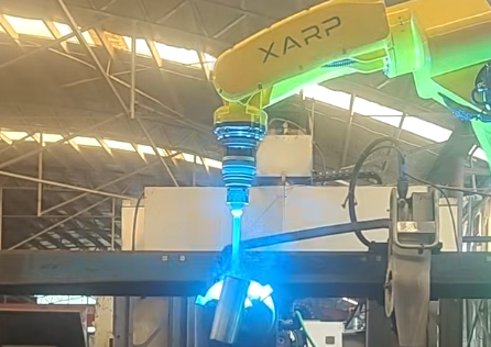 XARP XP1440-15W welding robot and positioner automated cell for 80mm hydraulic cylinder welding