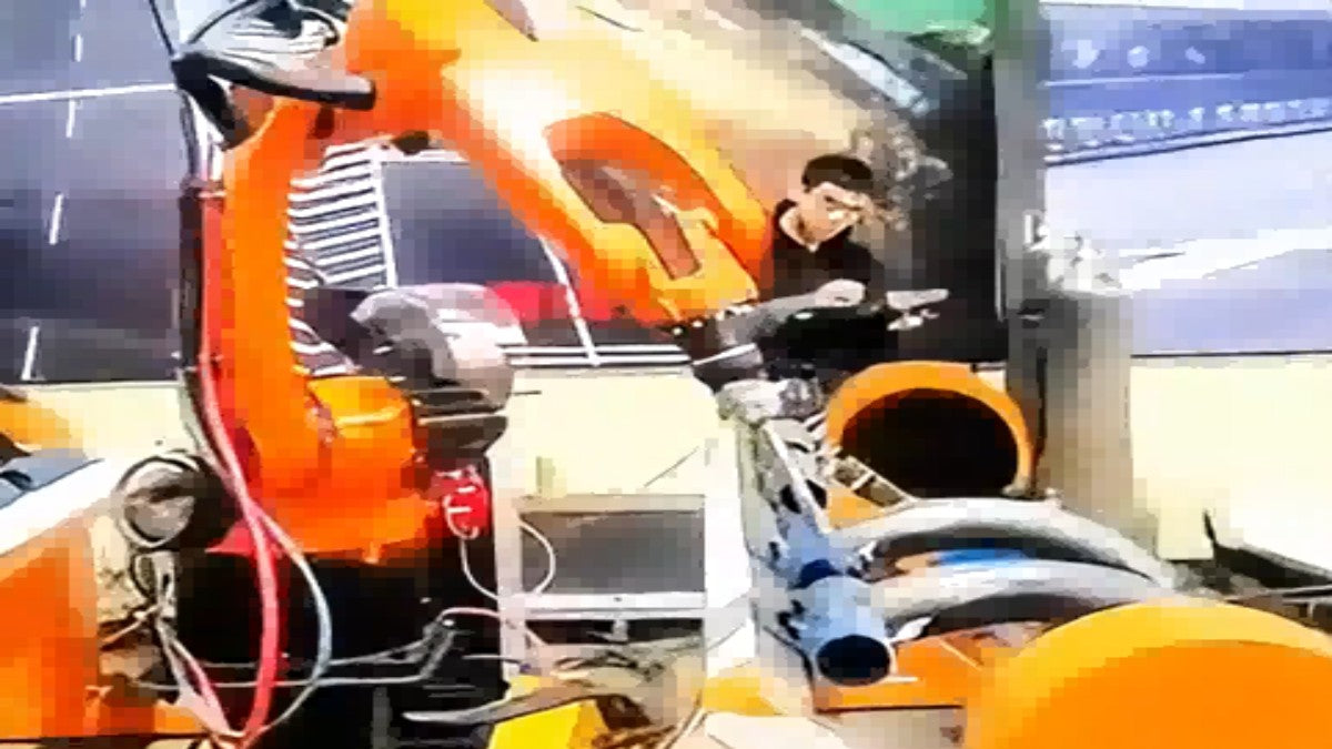Highway Guardrail Welding Robot Solution: Vietnam Customer Purchased XARP XP1440-10W for Long Beam Welding