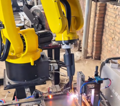 XARP XP1440-10W welding robot installed for household appliance metal shell welding application