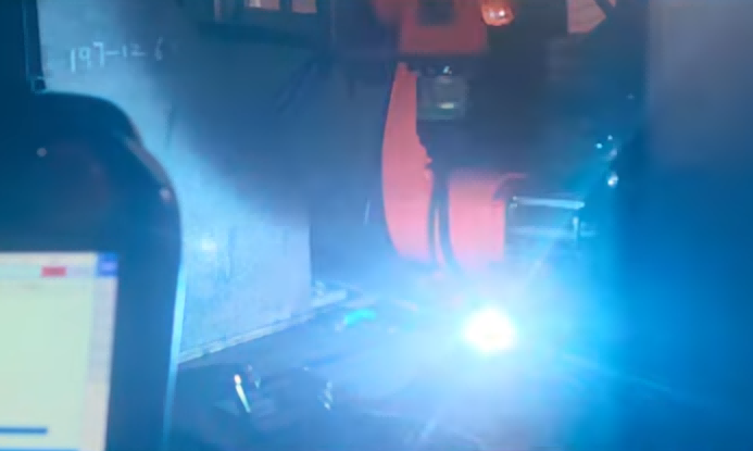 XARP XP1440-10W robotic welding system for automotive component manufacturing