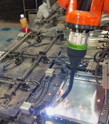XARP XP1440-10W welding robot expanding production capacity for Hebei metal furniture manufacturer